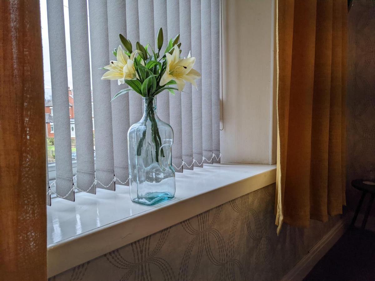 Kirkcroft Guest House Гретна Екстериор снимка