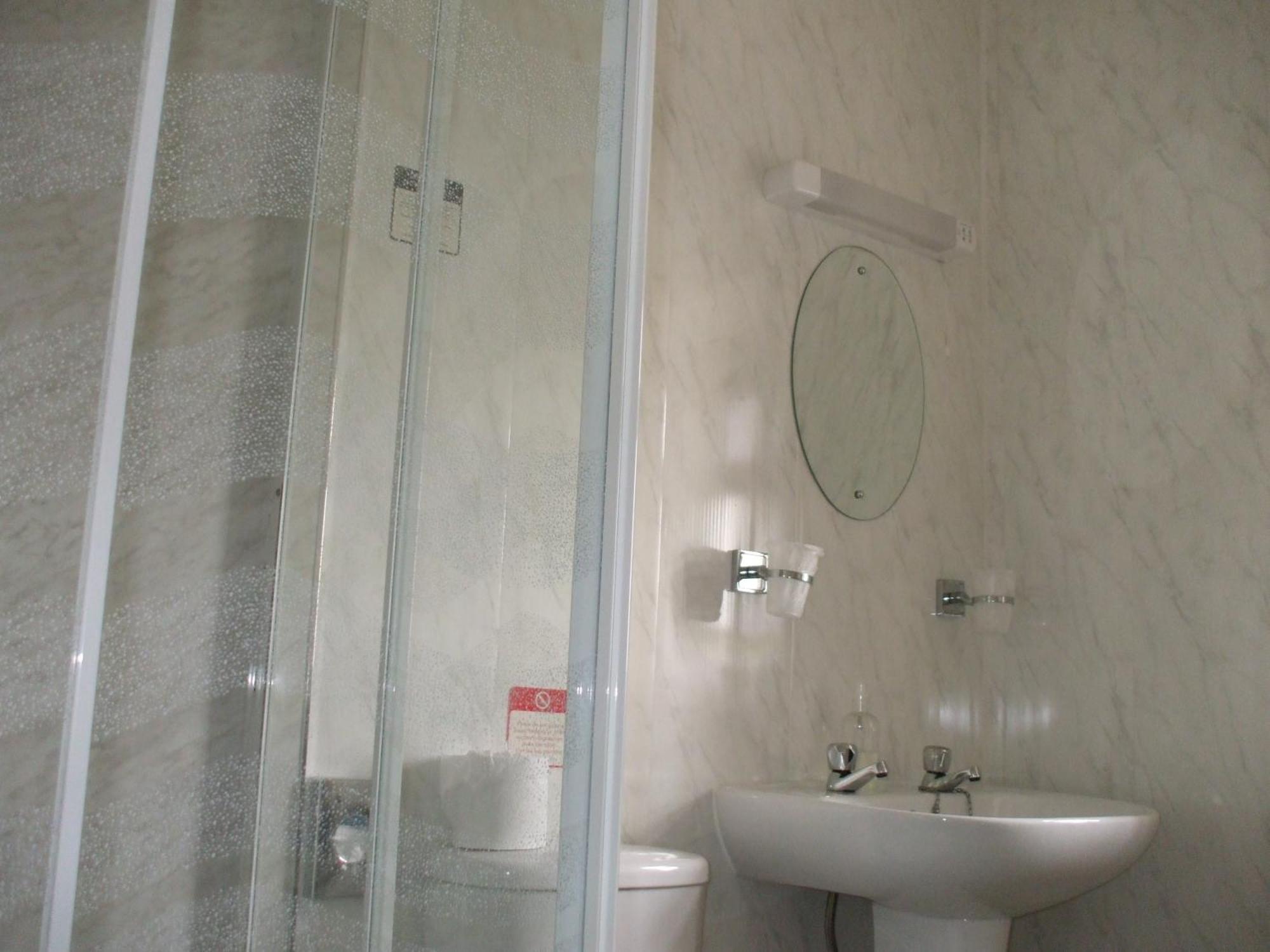 Kirkcroft Guest House Гретна Екстериор снимка