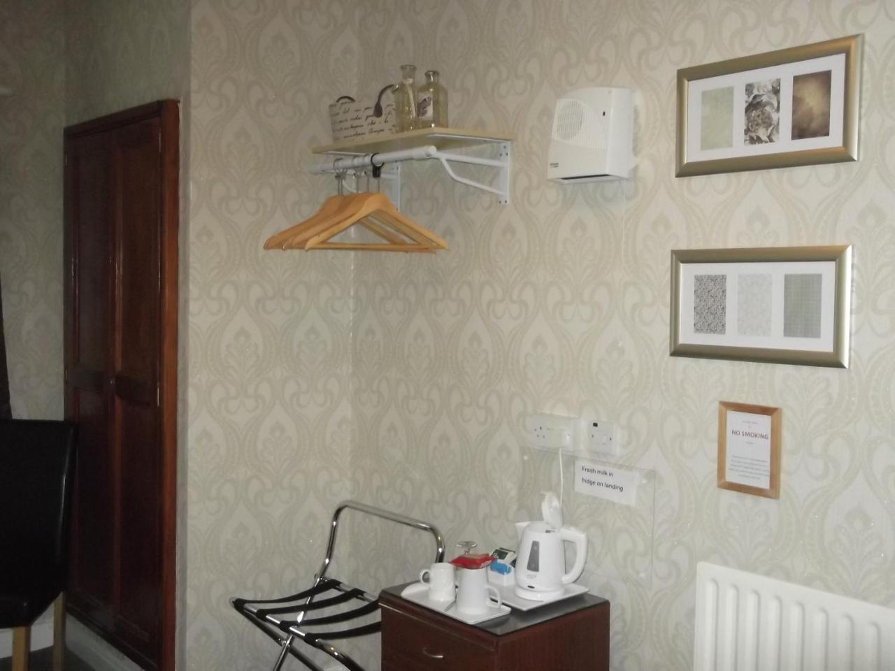 Kirkcroft Guest House Гретна Екстериор снимка